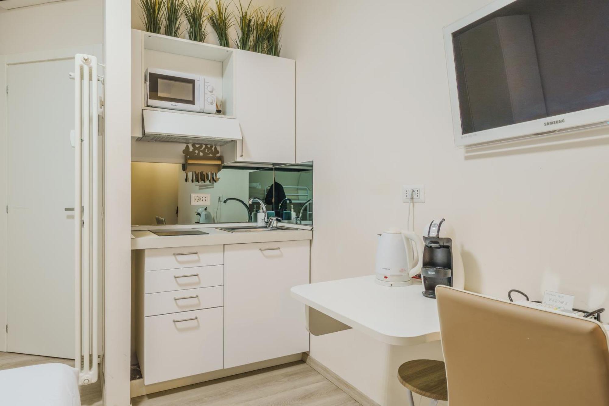 Cristel Apartment - 15 Min Da Milano Cormano Eksteriør bilde