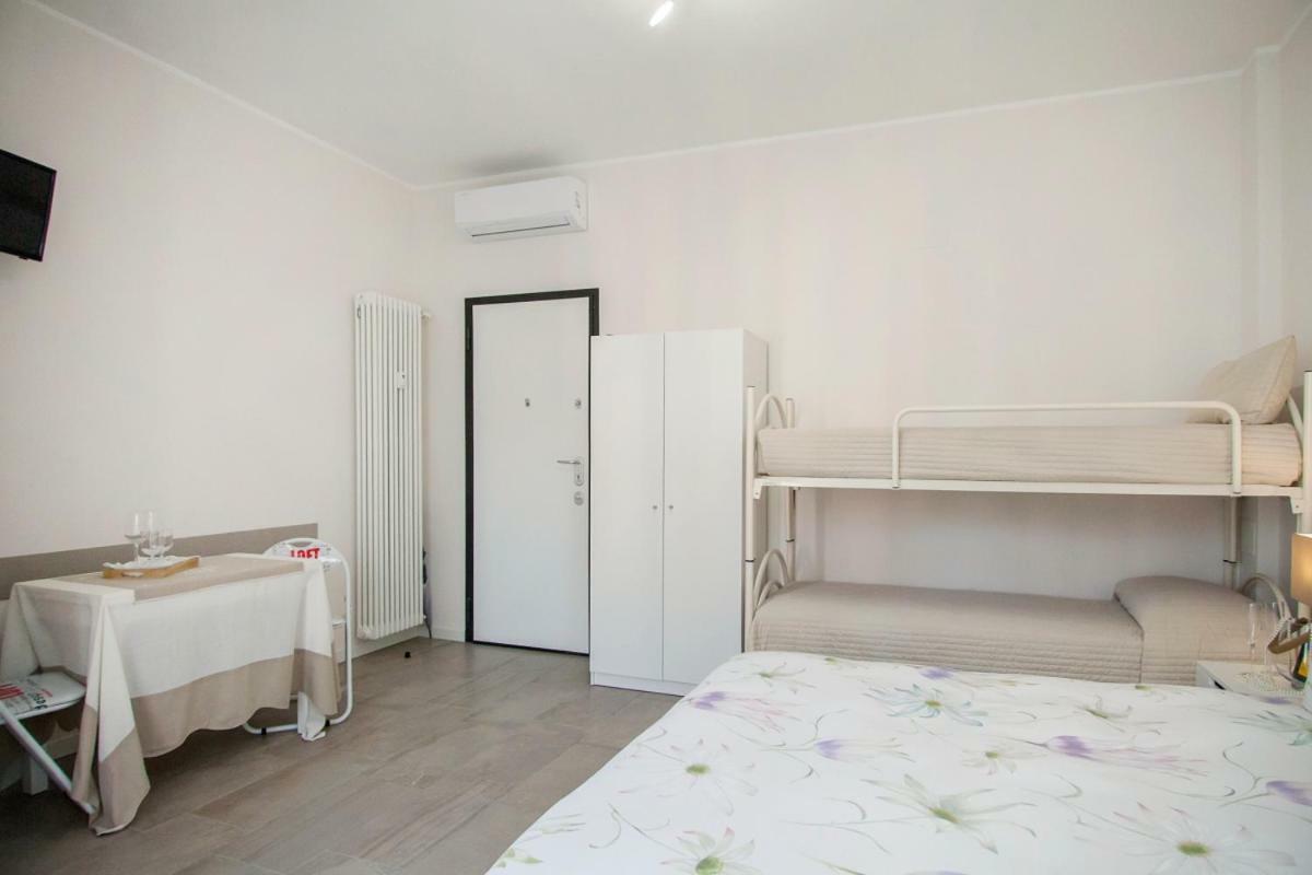 Cristel Apartment - 15 Min Da Milano Cormano Eksteriør bilde